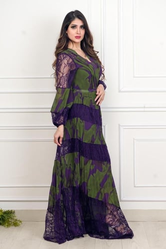 فستان ناعم شيفون مموج مع دانتيل