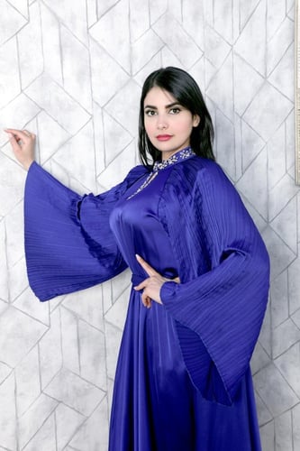 جلابية ميدي ستان حرير اكمام بلاسية