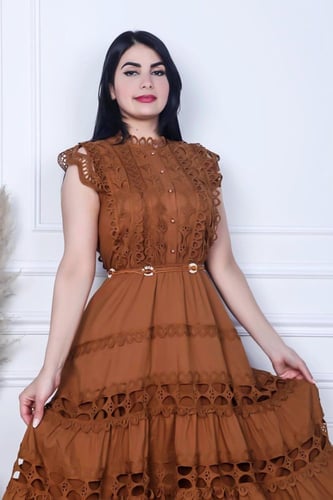 فستان طويل لون بني بفكرة غجرية جوبير
