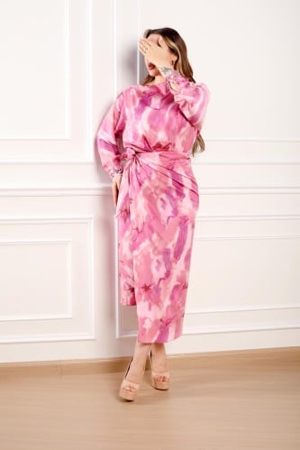 فستان مشجر لف زم ع الخصر