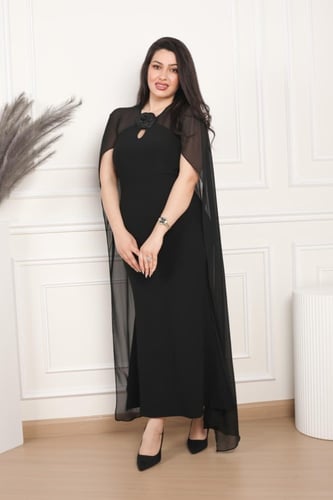 فستان اسود قطعه مميزة بتصميم انيق كلاسيكي سمبل على...