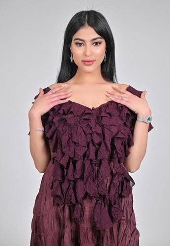 فستان ميدي قماش ستان حرير مكسر والكشكشة قماش بيور...