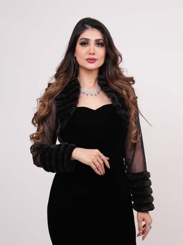 فستان مخمل طويل لون اسود