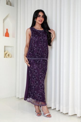 طقم سهرة بنفسجي مطرز بكريستال فاخر