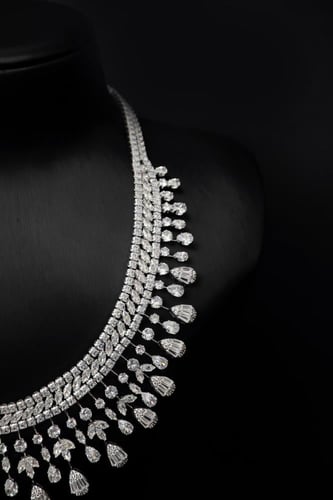 طقم إكسسوارات سهرة نسائي فاخر بفصوص زركون