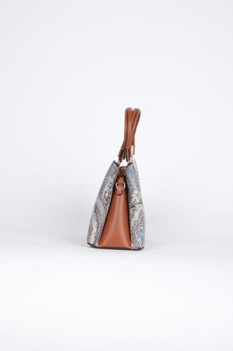 شنطة جلد مشجر