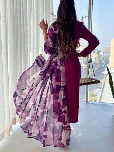 فستان بكم واحد ووشاح بجنب واحد شيفون