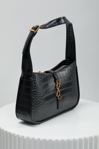 شنطة نسائي جلد فاخر بتصميم عصري ماركة باكو