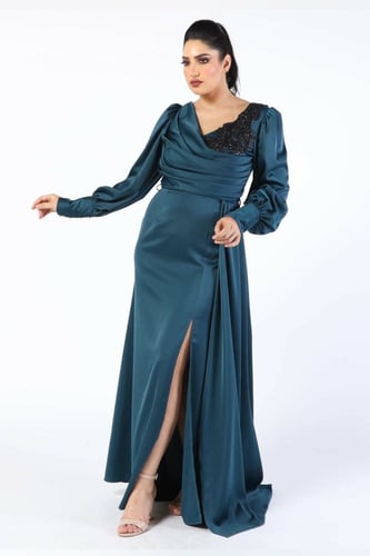 فستان سهرة طويل ساتان بأكمام طويلة بف مطرز بجوبير...