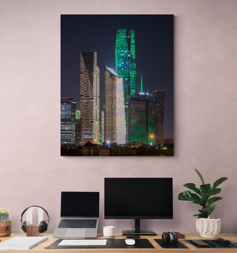 لوحة شموخ الوطن الأخضر – أبراج كافد في اليوم الوطن...