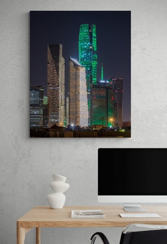 لوحة شموخ الوطن الأخضر – أبراج كافد في اليوم الوطن...