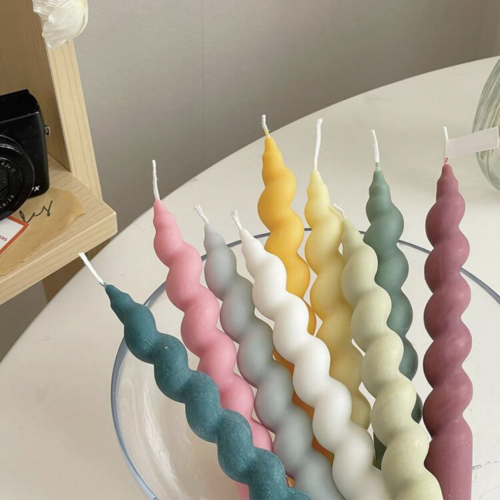 قالب اكريليك العمود الحلزوني