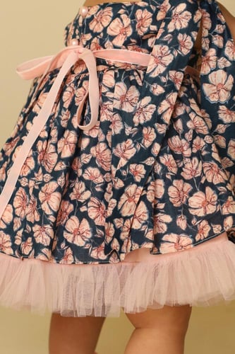 فستان الورد للرضع