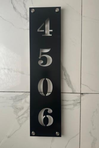 لوحة ارقام منازل حديد قص ليزر مطلي