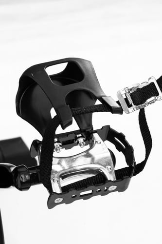 دراجة ثابتة هوائية بدي كلشر يتحمل 150 كيلو Body Cu...