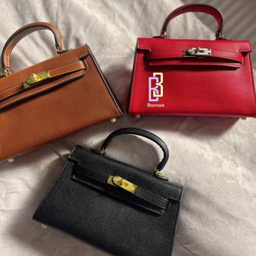 Red Bag | ميني كايلي (أحمر ) بالحجم الوسط