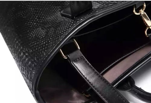 شنطة كتف Tote Bag (Shopping Bag) بجلد الافعى الاخض...