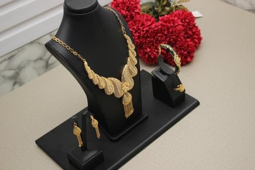 طقم سلسال بديل الذهب