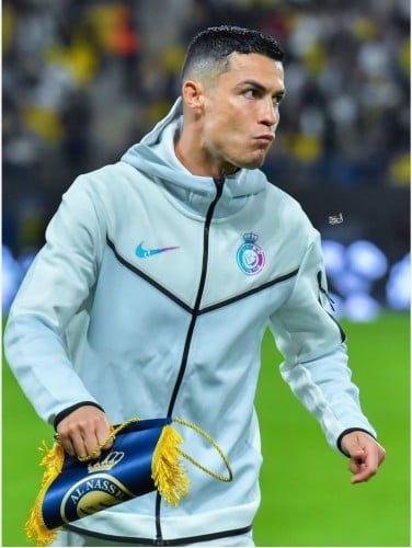 جاكت النصر سحاب بشعار الزي الجديد