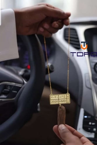 تعليقة سيارة تصميم حسب الطلب