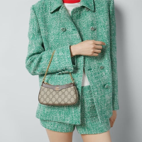 حقيبه قوتشي