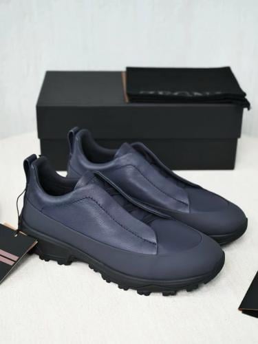 سنيكرز زينيا