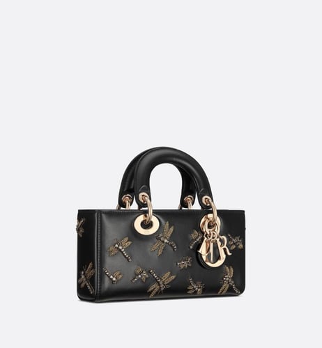 شنطه صغيره من دي جوي من ديور