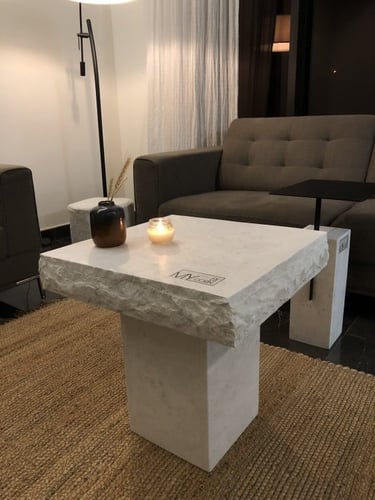 طاوله حجر طبيعي