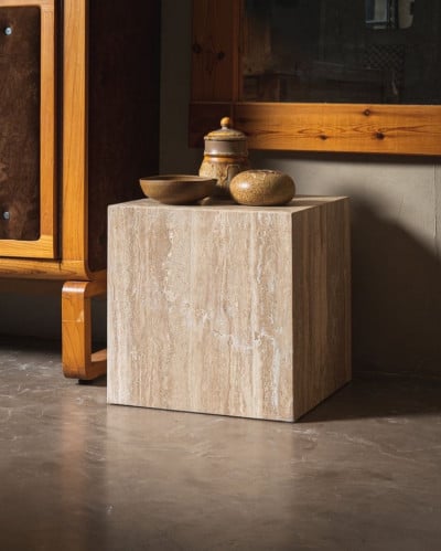 بوكس ترافنتينو جانبي