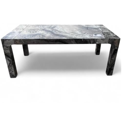 طاولة طعام من الرخام الايطالي