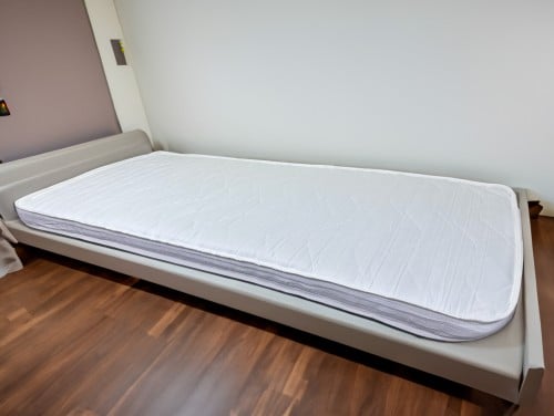 مجموعة ثلاث مراتب سرير مفردة