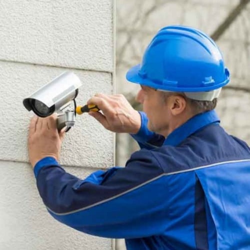 خدمه تركيب كاميرا مراقبه شامل جميع الملحقات