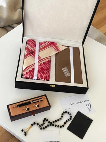 طقم هدايا الشتاء للرجال