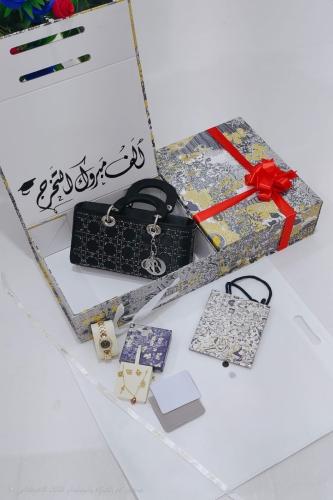هدايا تخرج نسائية فخمة بالرياض