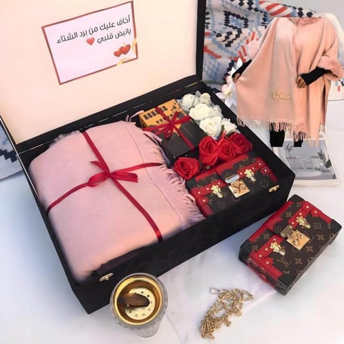 طقم شتوي نسائي فاخر