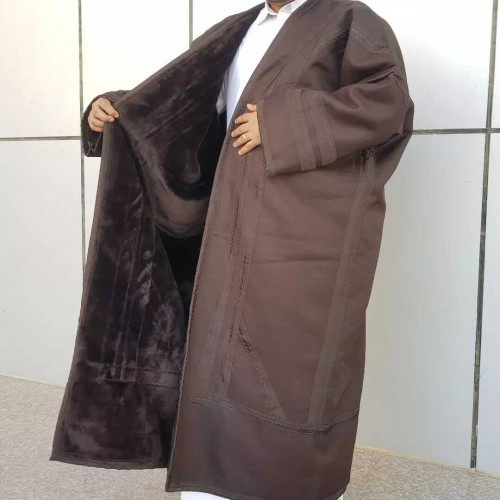 فروة رجالي طفيلي بني