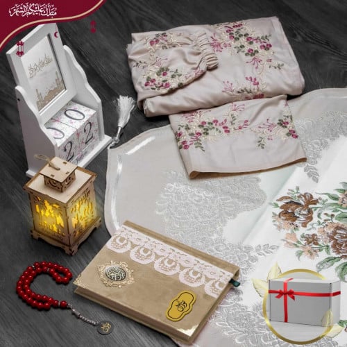 طقم صلاة نسائي مميز