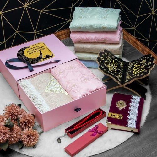 طقم صلاة نسائي مميز