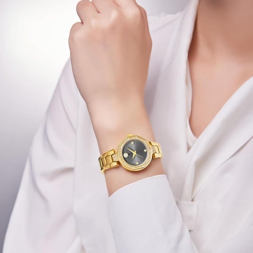 هدية تخرج لبنت بتنسيق ورد فاخر