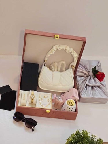 هدايا عروس فخمة