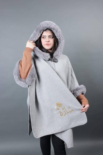 شال شتوي نسائي مع طاقية صوف – 8 ألوان