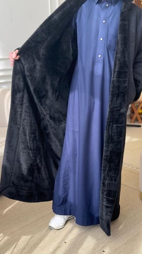 فروة مخمل أسود سادة رجالي ونسائي فاخرة 2026