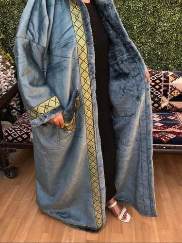 فروة شتوية للرجال والنساء