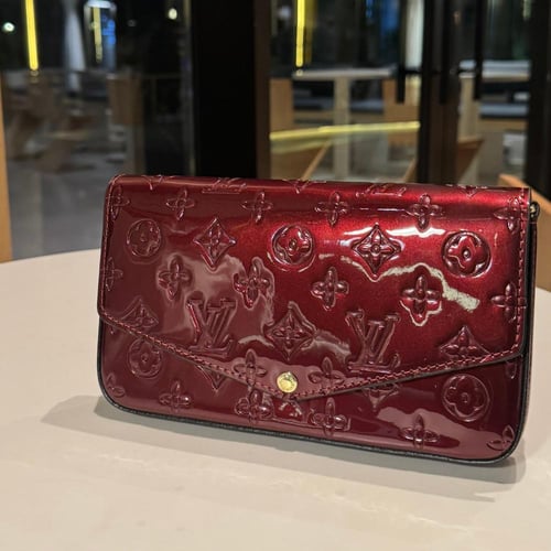 LV-Pouch