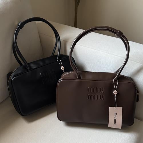 Miumiu- Long handle M