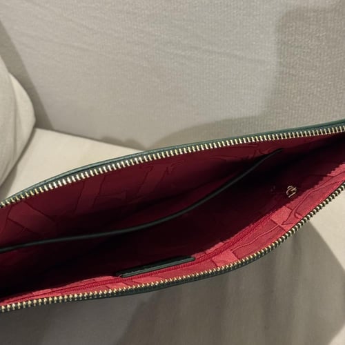 CH-Pouch 34