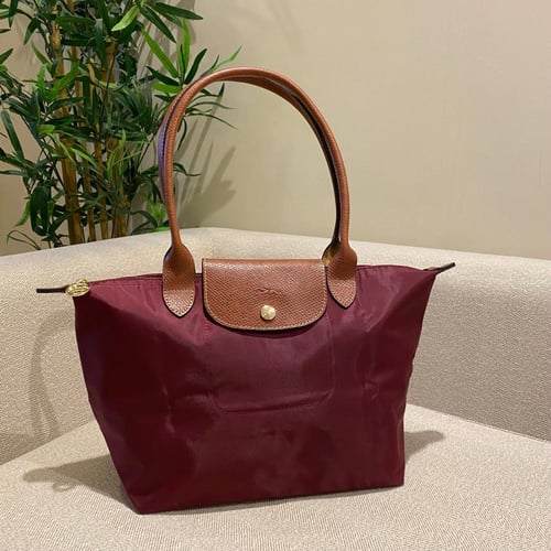 لونق شامب ميديم Longchamp-M