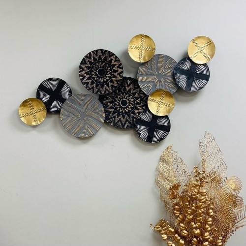 لوحة جدارية حديد ملون مزركش