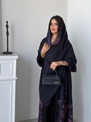 رقم العبايه 943 / القماش شيفون ناعم مع بطانه مع طر...