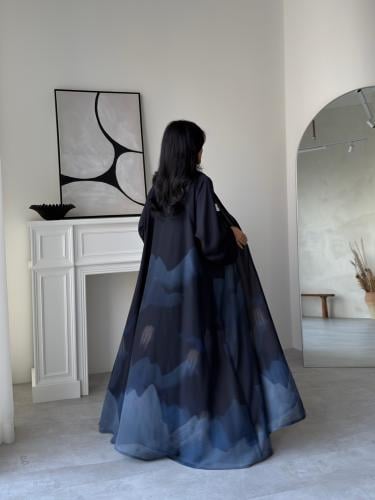 عبايه رقم 917 / القماش شيفون مبطن طباعه / القصه نص...